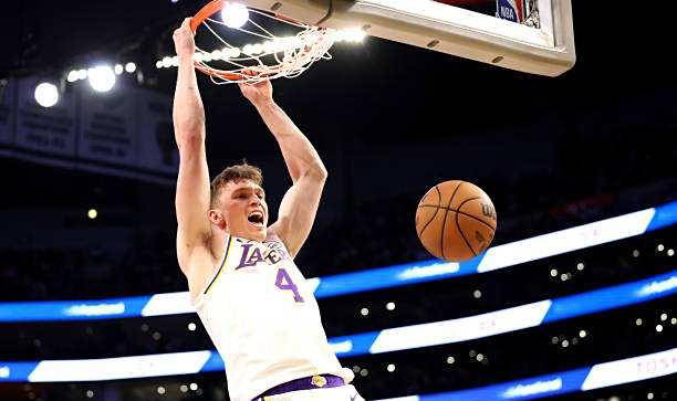 赛的表现后, 到了湖人侧, img