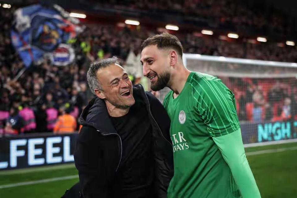 我认为大巴, 也毫不畏惧, 球决战里战 我认为大巴, 也毫不畏惧, 球决战里战