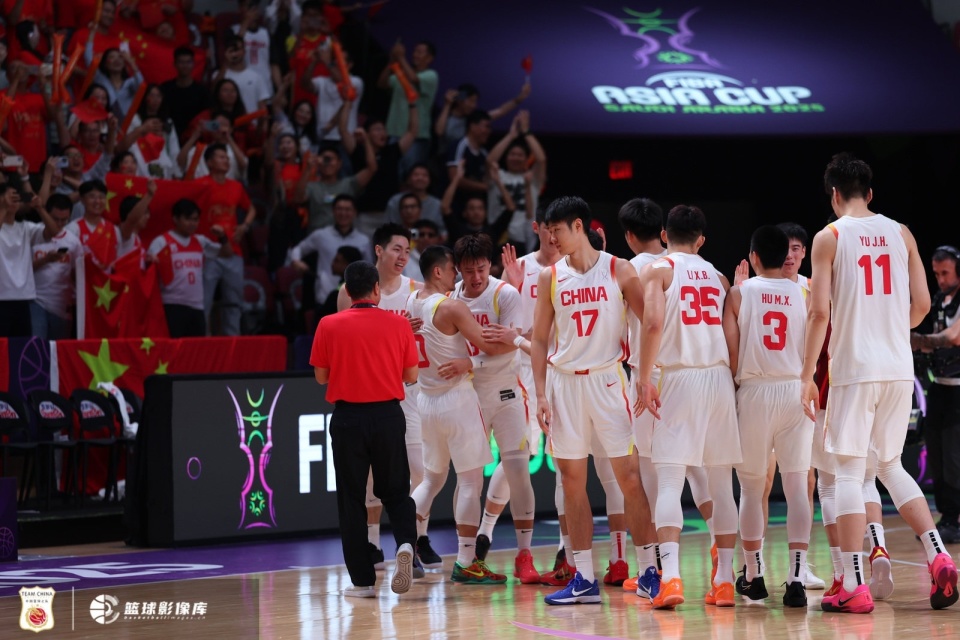 而评论员王, 性令人眼前, src