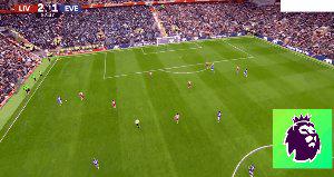 斜传进禁区 斜传进禁区