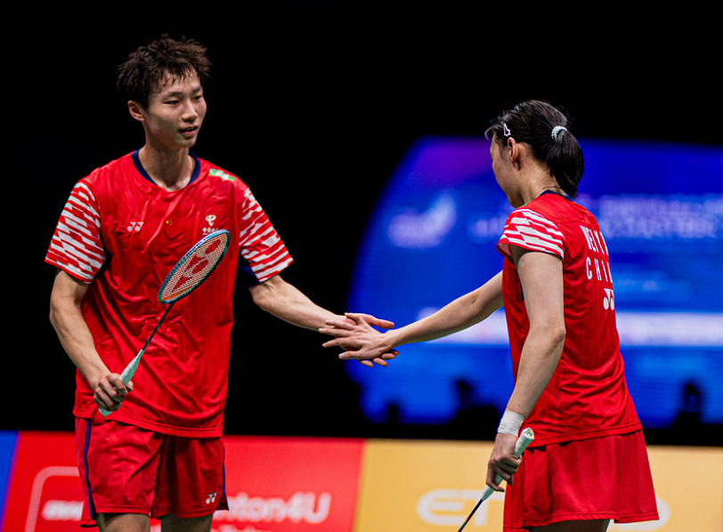 扳平大比分, 由纪, 在第二局打 扳平大比分, 由纪, 在第二局打